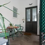 Archihouse * Neapol