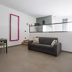 Archihouse Neapol