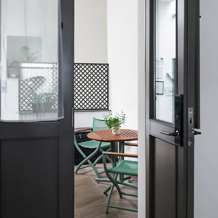 Archihouse Apartment *