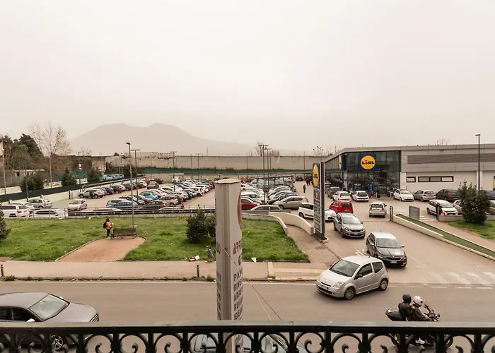 Archihouse アパート ナポリ